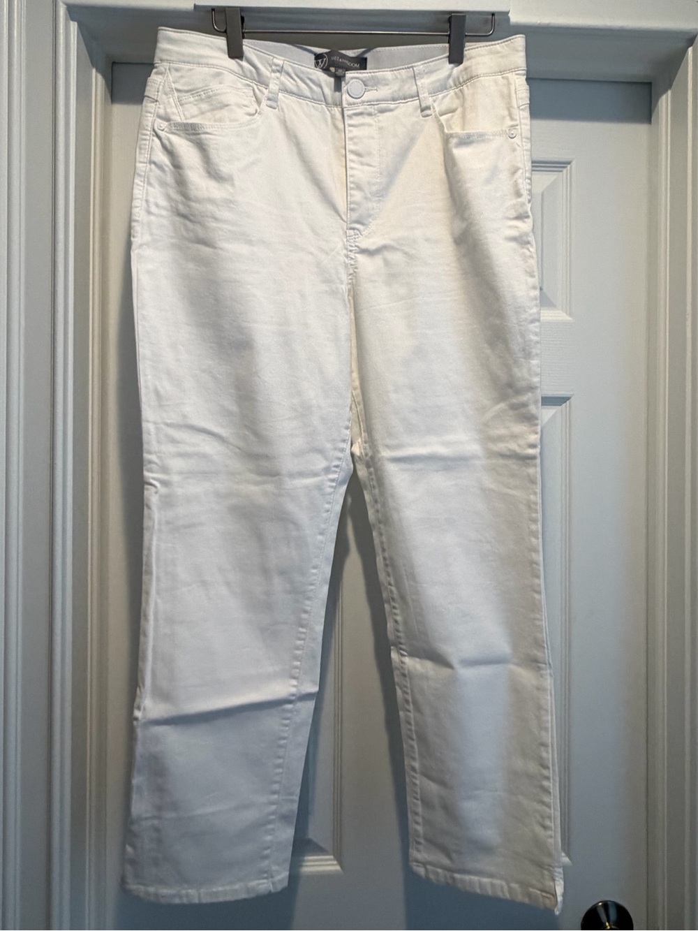 Logan Wit & Wisdom White Straight-Leg Jeans - Picture 2 of 5